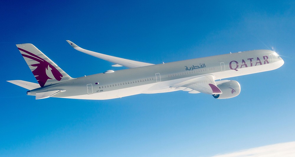 Airbus remet à Qatar Airways son premier géant des airs avec l'A350-1000