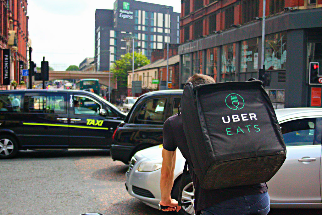 Uber Eats se lance à Nîmes aujourd'hui avec 20 restaurants partenaires