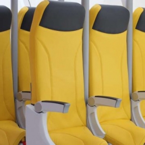 Voyager debout dans un avion : le concept de siège d'Aviointeriors