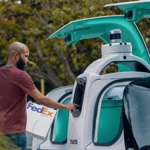 FedEx et Nuro collaborent pour des robots de livraison