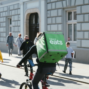 Uber accélère le développement de son service de livraison de courses alimentaires aux US