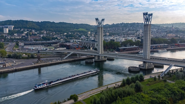 Rouen déploie ses bus à hydrogène