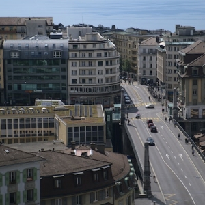 Transformation et tensions: Uber introduit le service de "Taxi" à Lausanne
