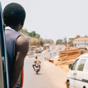 Taxis-motos à Mayotte : vers une légalisation ?