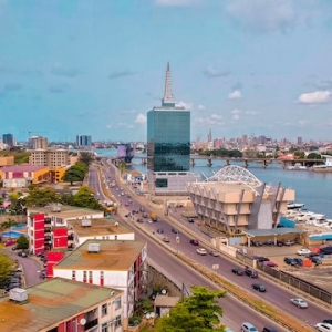 Lancement du métro aérien Blue Line à Lagos